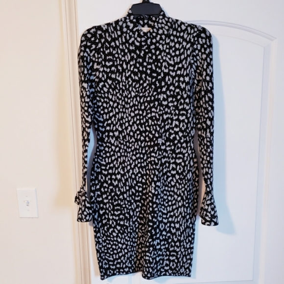 MICHAEL Michael Kors Dresses & Skirts - Michael Kors Bodycon Dress